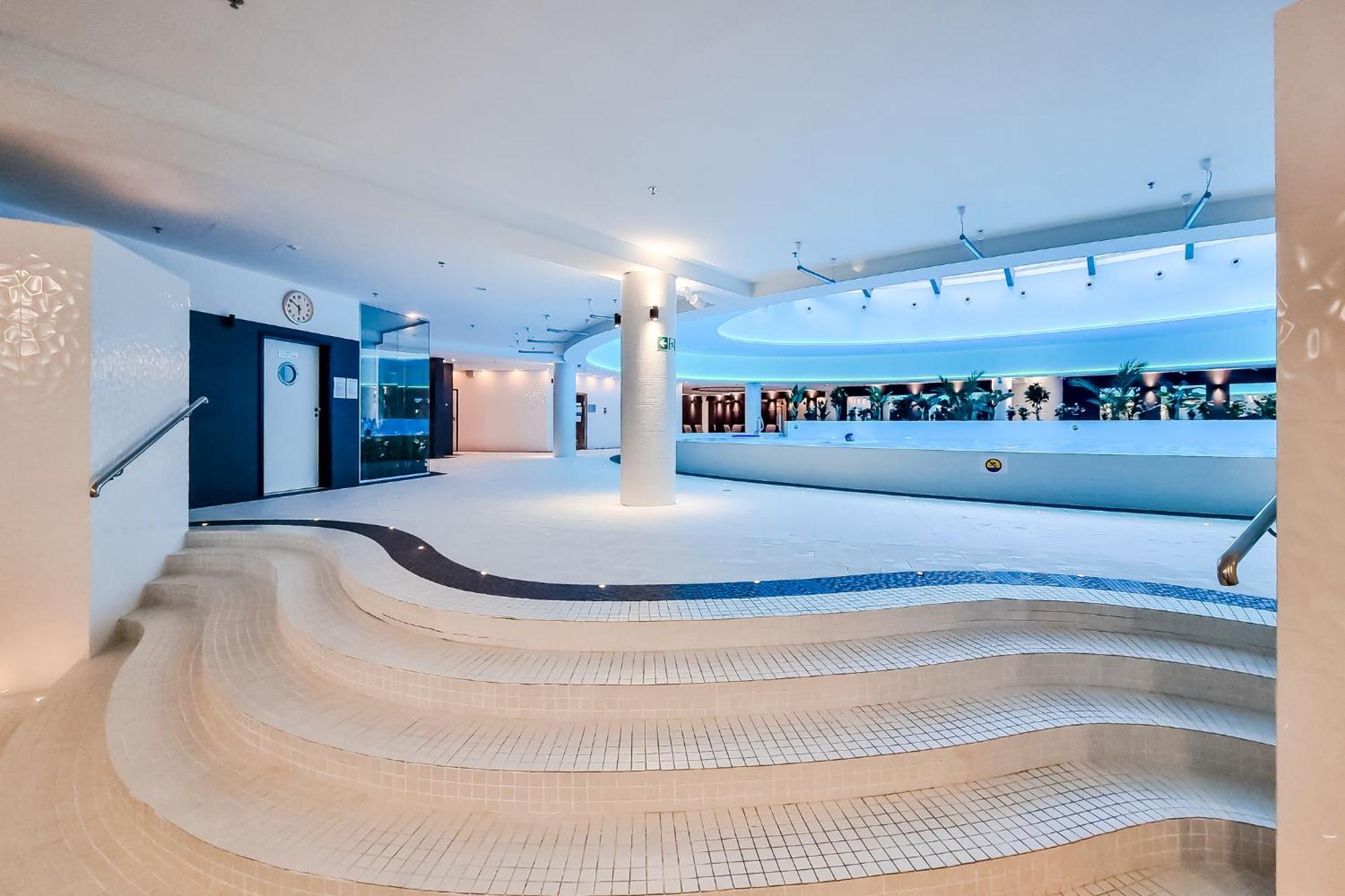 Hanza Tower Apartment No. 533 - 5Th Floor, Balcony, Swimming Pool Szczecin Exteriör bild